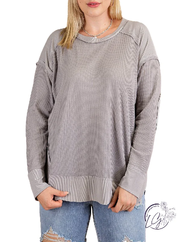 Floral Printed Women Long Sleeve Top for a Romantic LookCurvy Only One Thermal Long Sleeve Floral Printed Women Long Sleeve Top for a Romantic LookCurvy Only One Thermal Long Sleeve