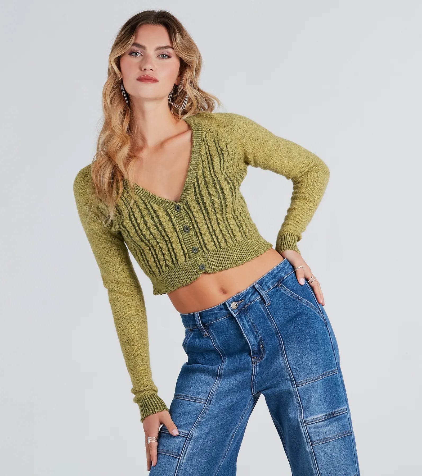 Cable - Knit Women Long Sleeve Top with a Cozy TextureFashionable Cozy Cable Knit Crop Cardigan Cable - Knit Women Long Sleeve Top with a Cozy TextureFashionable Cozy Cable Knit Crop Cardigan
