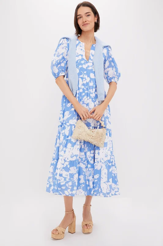 Midi dresses with printed lining for a hidden and stylish detail Blue and White Floral Cisco Maxi Dress Midi dresses with printed lining for a hidden and stylish detail Blue and White Floral Cisco Maxi Dress