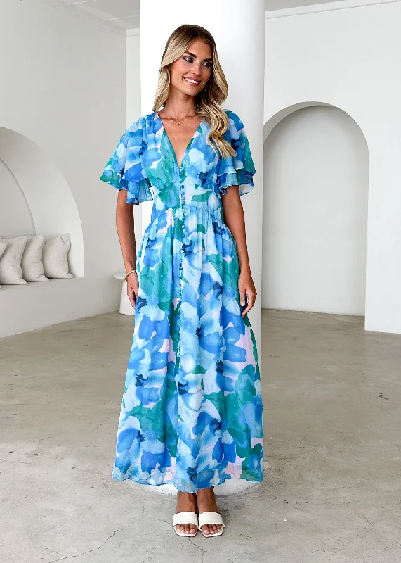 Midi dresses with patchwork patterns for a one - of - a - kind style Harpa Midi Dress - Blue Blooms Midi dresses with patchwork patterns for a one - of - a - kind style Harpa Midi Dress - Blue Blooms