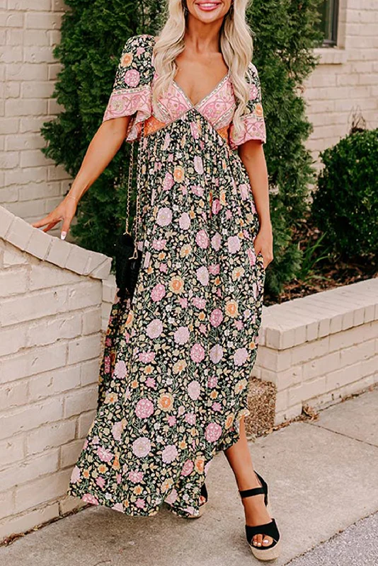 High - low midi dresses with geometric patterns for a modern party Boho Floral V-Neck Maxi Dress High - low midi dresses with geometric patterns for a modern party Boho Floral V-Neck Maxi Dress