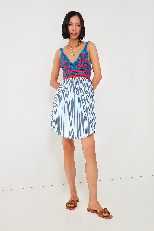 Midi dresses with ruffled sleeves for a more feminine and voluminous look The Royal and Poppy Esmee Dress Midi dresses with ruffled sleeves for a more feminine and voluminous look The Royal and Poppy Esmee Dress