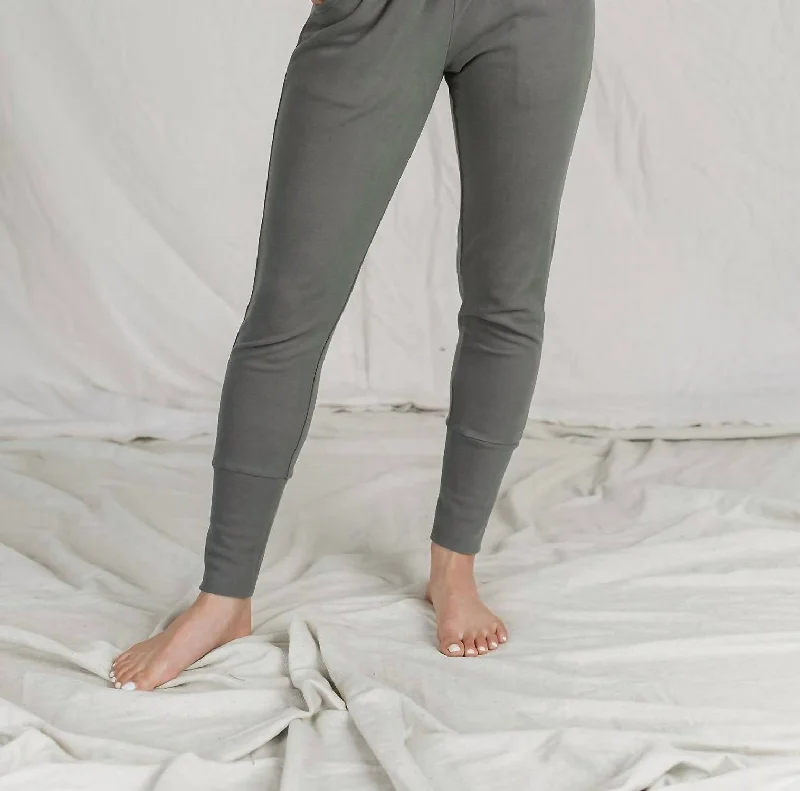 Plus Size Women's Stretch Cotton Tight Trousers in Navy for Comfortable Everyday WearPerformance Fleece Joggers In Wanderlust Plus Size Women's Stretch Cotton Tight Trousers in Navy for Comfortable Everyday WearPerformance Fleece Joggers In Wanderlust