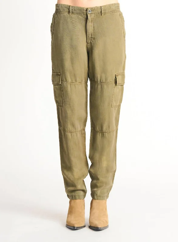 Plus Size Women's Snake - Print Tight Trousers in Brown and Black for a Bold Fashion StatementStraight Leg Cargo Pant In Olive Plus Size Women's Snake - Print Tight Trousers in Brown and Black for a Bold Fashion StatementStraight Leg Cargo Pant In Olive