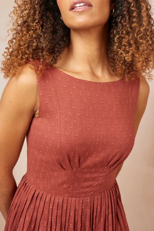 Plus Size Women Dress with a Flattering A - Line Cut for Comfort and StylePlus Size Women Dress with a Flattering A - Line Cut for Comfort and StyleAbigail Viscose Dobby Cinnamon Dress Long Plus Size Women Dress with a Flattering A - Line Cut for Comfort and StylePlus Size Women Dress with a Flattering A - Line Cut for Comfort and StyleAbigail Viscose Dobby Cinnamon Dress Long