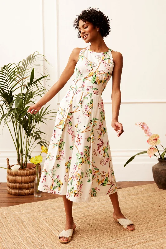 Pleated Women Dress with a Timeless and Elegant TexturePleated Women Dress with a Timeless and Elegant TextureAlyssa Gardenia Bird Dress Pleated Women Dress with a Timeless and Elegant TexturePleated Women Dress with a Timeless and Elegant TextureAlyssa Gardenia Bird Dress