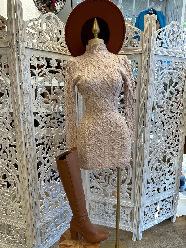 Long - Sleeve Women Dress in Velvet for a Luxurious Winter LookLong - Sleeve Women Dress in Velvet for a Luxurious Winter LookBeige Turtleneck Knit Dress Long - Sleeve Women Dress in Velvet for a Luxurious Winter LookLong - Sleeve Women Dress in Velvet for a Luxurious Winter LookBeige Turtleneck Knit Dress