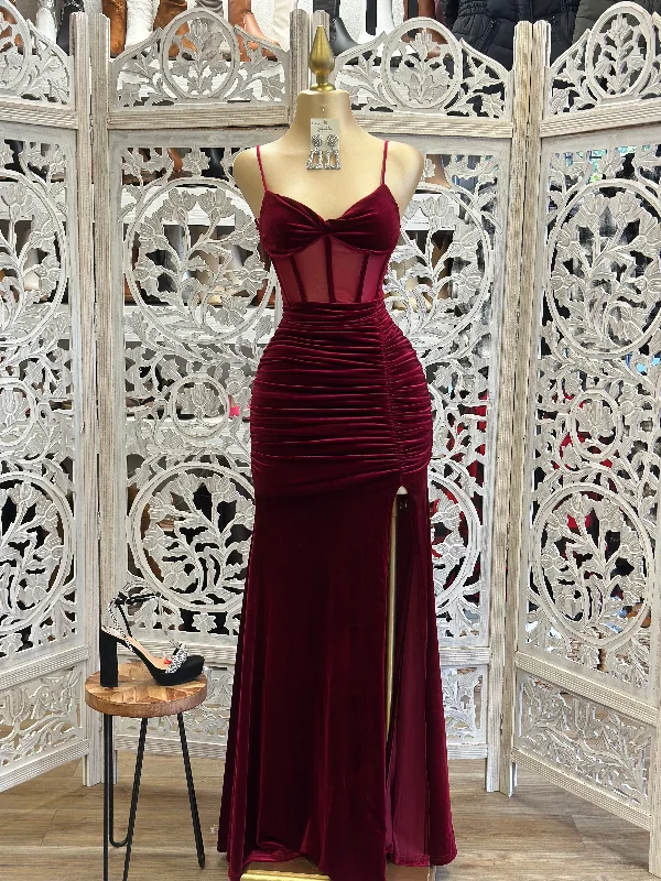 Maxi Women Dress with Floral Print for a Bohemian VibeMaxi Women Dress with Floral Print for a Bohemian VibeBurgundy Velvet Corset Gown Maxi Women Dress with Floral Print for a Bohemian VibeMaxi Women Dress with Floral Print for a Bohemian VibeBurgundy Velvet Corset Gown