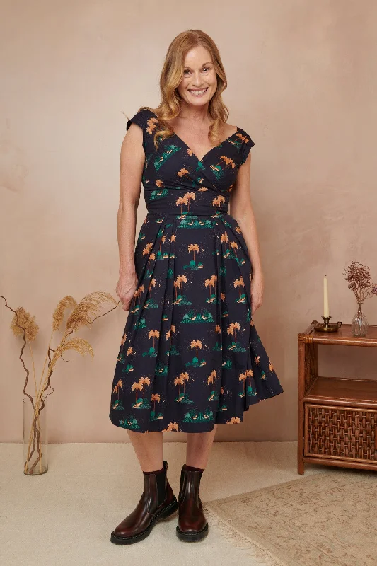 Sheath Women Dress with a Tailored Fit for a Professional LookSheath Women Dress with a Tailored Fit for a Professional LookFlorence Desert Dreams Dress Sheath Women Dress with a Tailored Fit for a Professional LookSheath Women Dress with a Tailored Fit for a Professional LookFlorence Desert Dreams Dress