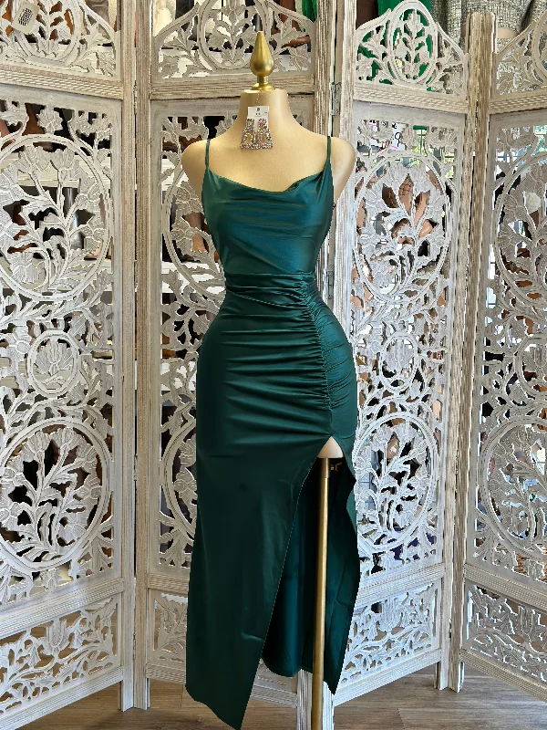 Long - Sleeve Women Dress in Velvet for a Luxurious Winter LookLong - Sleeve Women Dress in Velvet for a Luxurious Winter LookForest Green Ruched Cowl Gown Long - Sleeve Women Dress in Velvet for a Luxurious Winter LookLong - Sleeve Women Dress in Velvet for a Luxurious Winter LookForest Green Ruched Cowl Gown