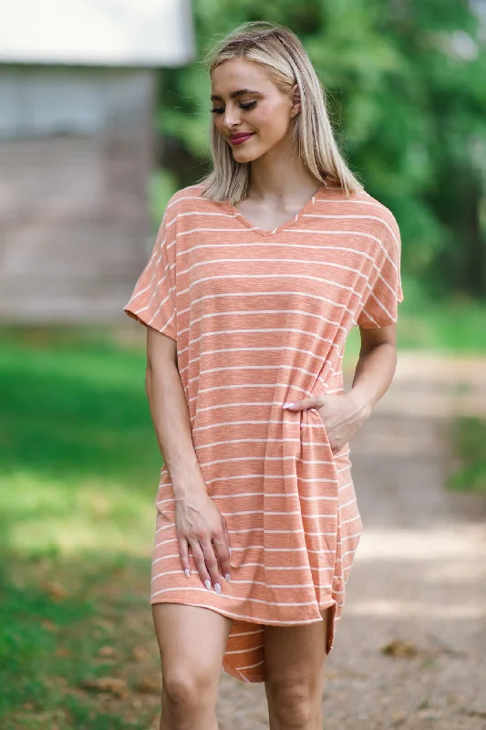 Lace - Embellished Women Dress for an Elegant and Sophisticated AppearanceLace - Embellished Women Dress for an Elegant and Sophisticated AppearanceOrange and White Stripe Short Sleeve Dress Lace - Embellished Women Dress for an Elegant and Sophisticated AppearanceLace - Embellished Women Dress for an Elegant and Sophisticated AppearanceOrange and White Stripe Short Sleeve Dress