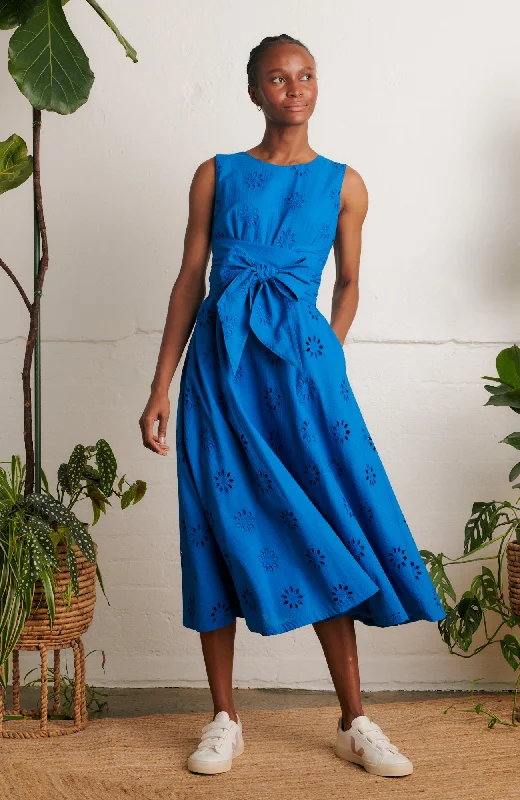 Sleeveless Women Dress in Bright Colors for Summer PartiesSleeveless Women Dress in Bright Colors for Summer PartiesRoberta Floral Broderie Brilliant Blue Dress Sleeveless Women Dress in Bright Colors for Summer PartiesSleeveless Women Dress in Bright Colors for Summer PartiesRoberta Floral Broderie Brilliant Blue Dress