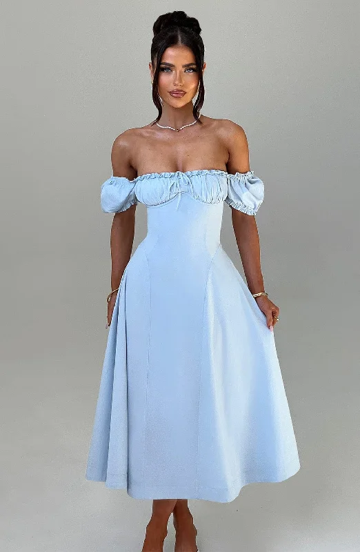 Backless Women Dress for a Sexy and Alluring Look at Evening EventsBackless Women Dress for a Sexy and Alluring Look at Evening EventsElora Midi Dress - Blue Backless Women Dress for a Sexy and Alluring Look at Evening EventsBackless Women Dress for a Sexy and Alluring Look at Evening EventsElora Midi Dress - Blue