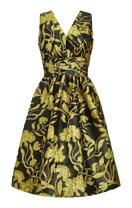 Sleeveless Women Dress in Bright Colors for Summer Parties Sleeveless Women Dress in Bright Colors for Summer Parties Flamboyant Sleeveless Women Dress in Bright Colors for Summer Parties Sleeveless Women Dress in Bright Colors for Summer Parties Flamboyant