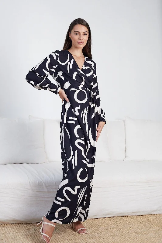 Sheath Women Dress with a Tailored Fit for a Professional LookSheath Women Dress with a Tailored Fit for a Professional LookFelicitas Dress - Black Print Sheath Women Dress with a Tailored Fit for a Professional LookSheath Women Dress with a Tailored Fit for a Professional LookFelicitas Dress - Black Print