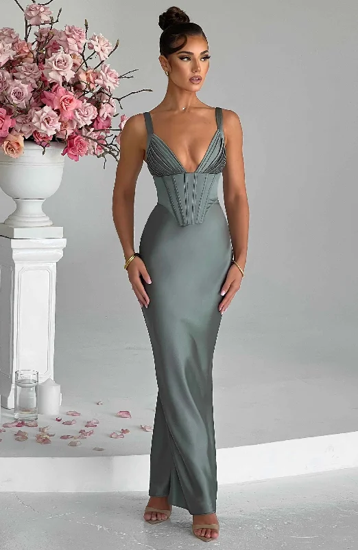Plus Size Women Dress with a Flattering A - Line Cut for Comfort and StylePlus Size Women Dress with a Flattering A - Line Cut for Comfort and StyleShae Maxi Dress - Sage Plus Size Women Dress with a Flattering A - Line Cut for Comfort and StylePlus Size Women Dress with a Flattering A - Line Cut for Comfort and StyleShae Maxi Dress - Sage