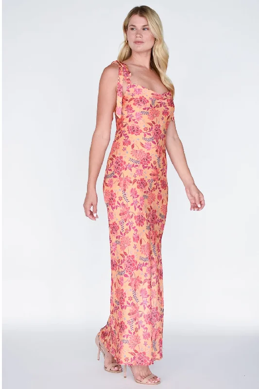 Empire Waist Women Dress to Accentuate the Bust and Conceal the WaistEmpire Waist Women Dress to Accentuate the Bust and Conceal the WaistCinta Dress Empire Waist Women Dress to Accentuate the Bust and Conceal the WaistEmpire Waist Women Dress to Accentuate the Bust and Conceal the WaistCinta Dress