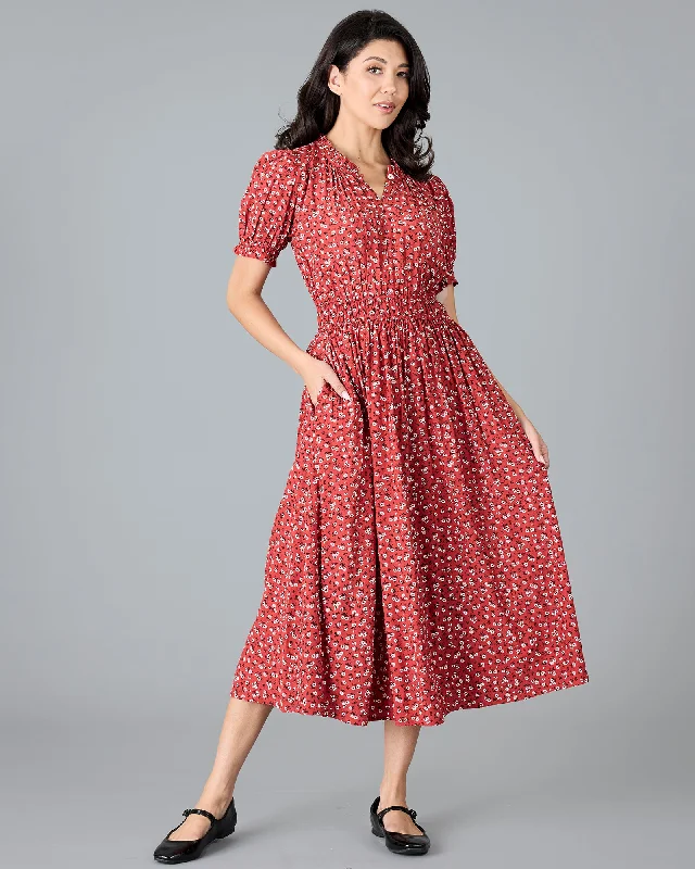 Pleated Women Dress with a Timeless and Elegant TexturePleated Women Dress with a Timeless and Elegant TextureChloe Dress Pleated Women Dress with a Timeless and Elegant TexturePleated Women Dress with a Timeless and Elegant TextureChloe Dress