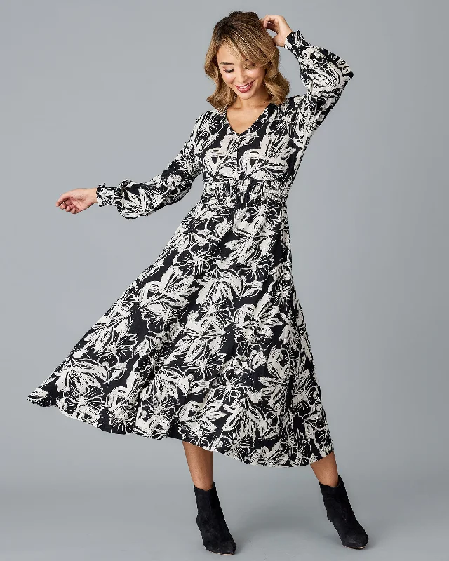 Maxi Women Dress with Floral Print for a Bohemian VibeMaxi Women Dress with Floral Print for a Bohemian VibeWillow Dress