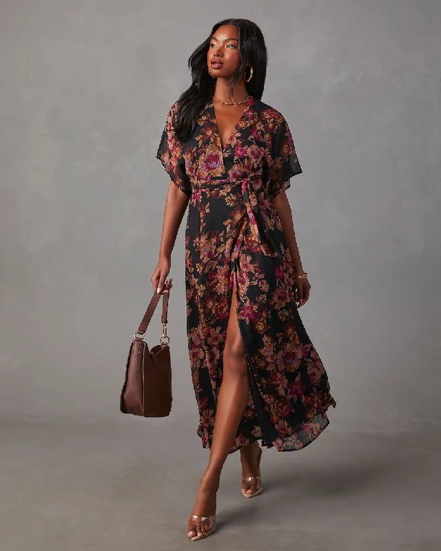 Mini Women Dress with a Short Hem for a Young and Trendy StyleMini Women Dress with a Short Hem for a Young and Trendy StyleAubrey Surplice Chiffon Floral Maxi Dress Mini Women Dress with a Short Hem for a Young and Trendy StyleMini Women Dress with a Short Hem for a Young and Trendy StyleAubrey Surplice Chiffon Floral Maxi Dress