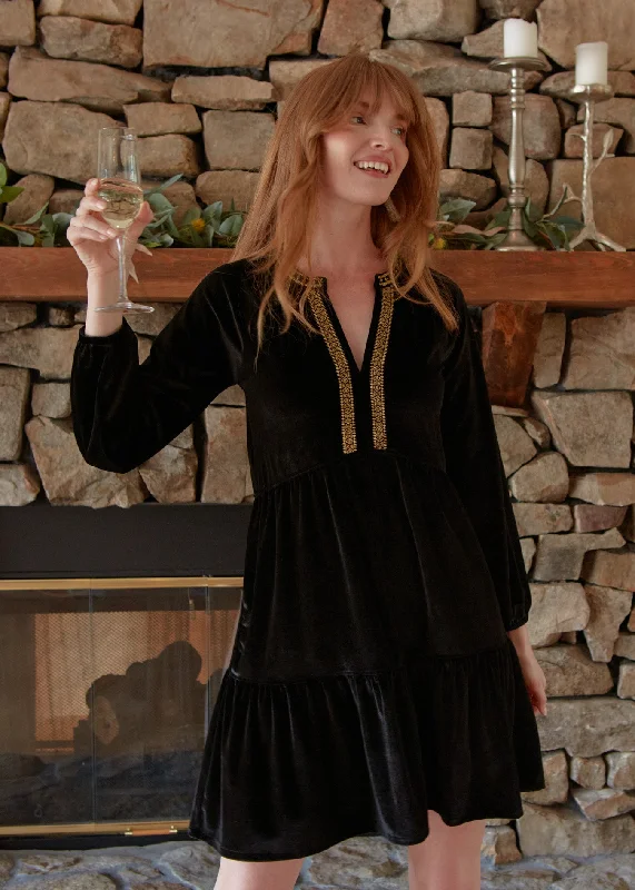 Strapless Women Dress with a Built - in Bra for Comfort and SupportStrapless Women Dress with a Built - in Bra for Comfort and SupportBlack Embroidered Velvet Tiered Dress Strapless Women Dress with a Built - in Bra for Comfort and SupportStrapless Women Dress with a Built - in Bra for Comfort and SupportBlack Embroidered Velvet Tiered Dress