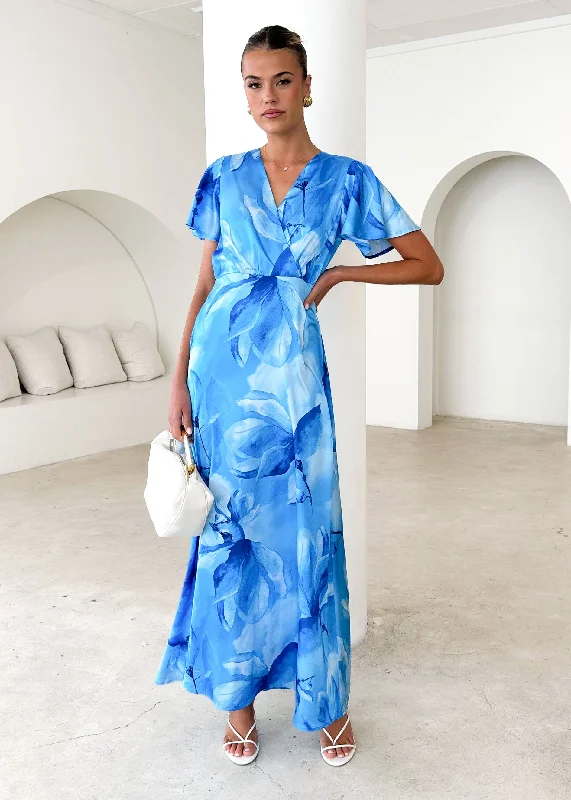 Sleeveless Women Dress in Bright Colors for Summer PartiesSleeveless Women Dress in Bright Colors for Summer PartiesDelphine Maxi Dress - Blue Flowers Sleeveless Women Dress in Bright Colors for Summer PartiesSleeveless Women Dress in Bright Colors for Summer PartiesDelphine Maxi Dress - Blue Flowers