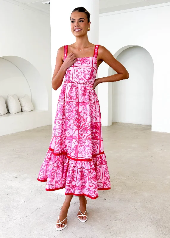Halter Neck Women Dress to Show Off the Shoulders and NecklineHalter Neck Women Dress to Show Off the Shoulders and NecklineDiaz Maxi Dress - Pink Tile