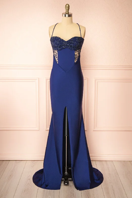 Empire Waist Women Dress to Accentuate the Bust and Conceal the WaistEmpire Waist Women Dress to Accentuate the Bust and Conceal the WaistElaria Navy | Embroidered Fitted Dress