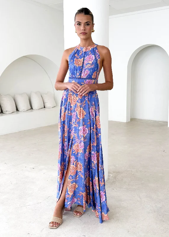 Mini Women Dress with a Short Hem for a Young and Trendy StyleMini Women Dress with a Short Hem for a Young and Trendy StyleEndless Summer Maxi Dress - Glastonbury