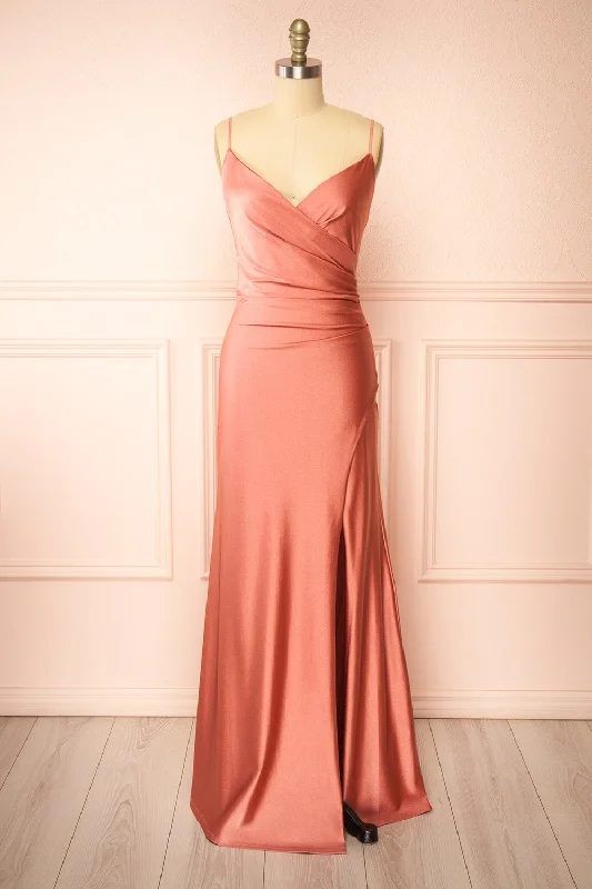 Mini Women Dress with a Short Hem for a Young and Trendy StyleMini Women Dress with a Short Hem for a Young and Trendy StyleNyra Pink | Mermaid Dress w/ Wrapped Bodice