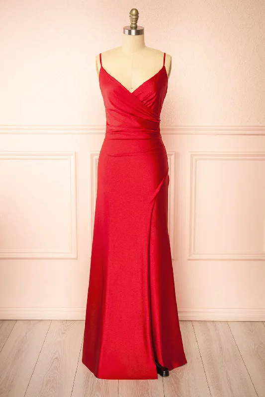 Lace - Embellished Women Dress for an Elegant and Sophisticated AppearanceLace - Embellished Women Dress for an Elegant and Sophisticated AppearanceNyra Red | Mermaid Dress w/ Wrapped Bodice