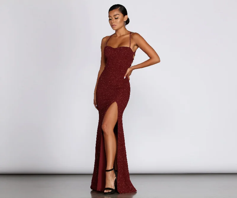 Mermaid - Style Women Dress with a Fitted Silhouette for Special OccasionsMermaid - Style Women Dress with a Fitted Silhouette for Special OccasionsSoraya Sparkle Knit Sweetheart Gown
