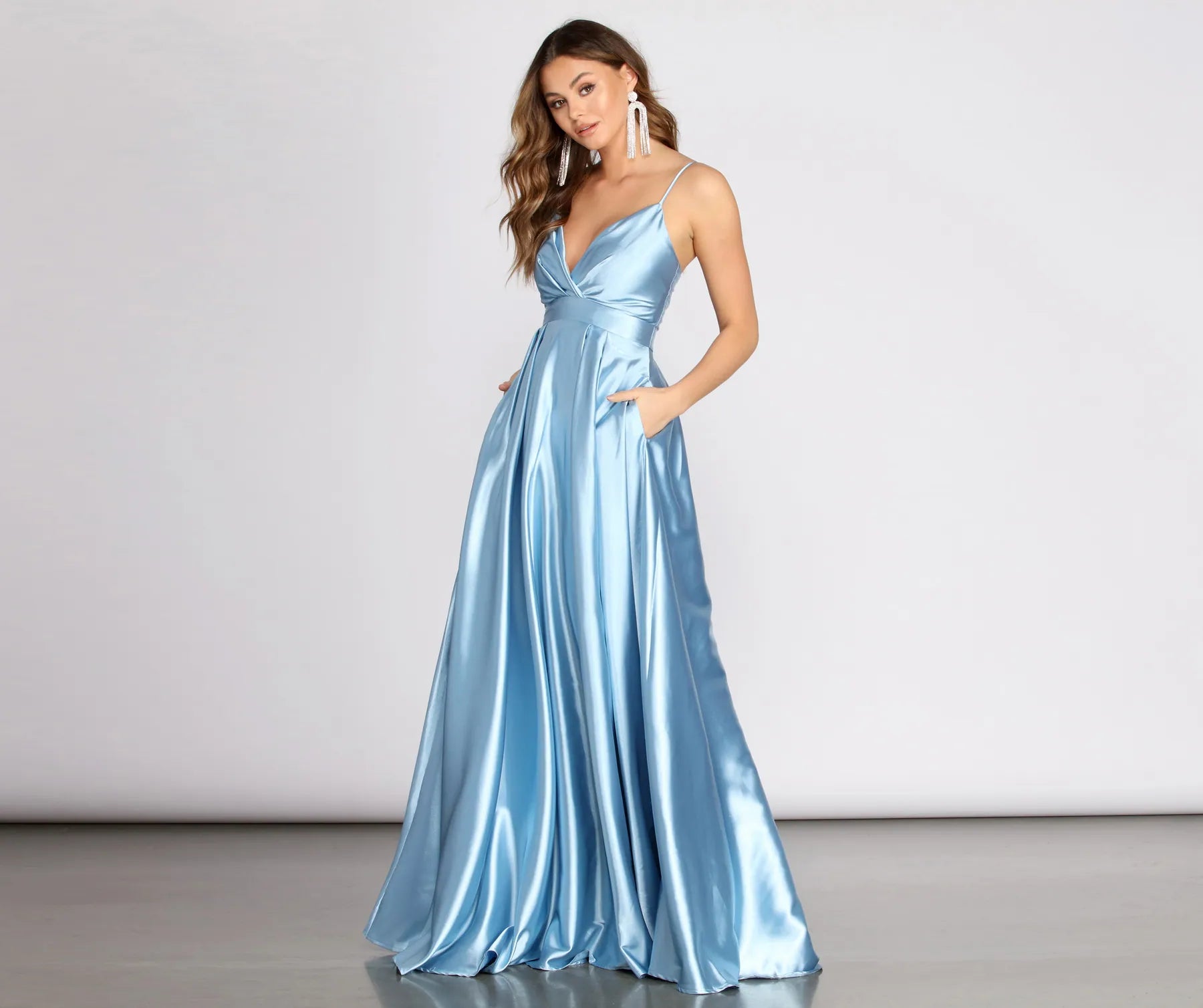 Ball Gown Women Dress with a Full Skirt for a Princess - like LookBall Gown Women Dress with a Full Skirt for a Princess - like LookTabitha Satin A-Line Dress Ball Gown Women Dress with a Full Skirt for a Princess - like LookBall Gown Women Dress with a Full Skirt for a Princess - like LookTabitha Satin A-Line Dress