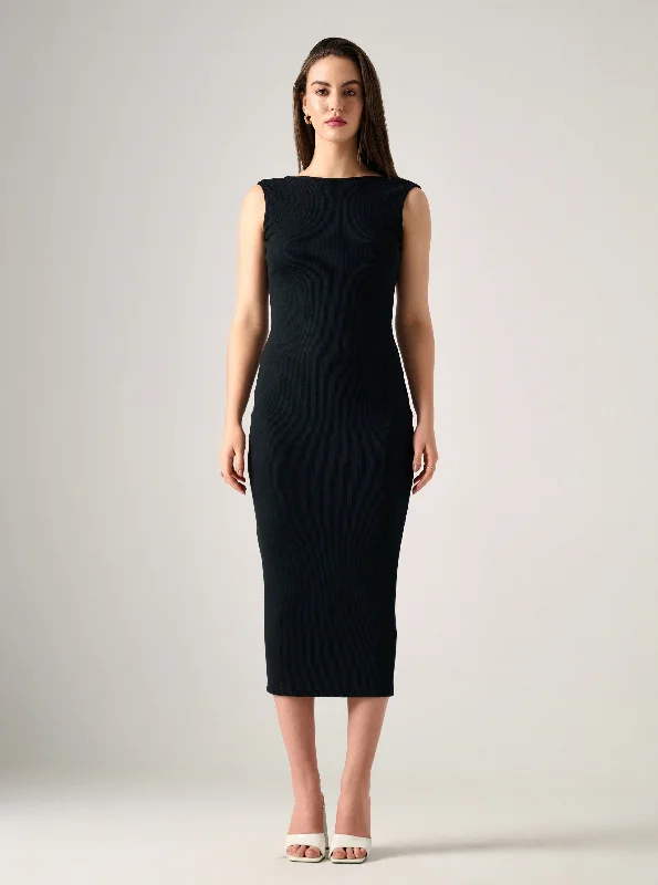 Sleeveless Women Dress in Bright Colors for Summer PartiesSleeveless Women Dress in Bright Colors for Summer PartiesVENUS RIBBED MAXI DRESS
