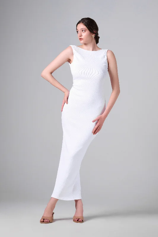 Lace - Embellished Women Dress for an Elegant and Sophisticated AppearanceLace - Embellished Women Dress for an Elegant and Sophisticated AppearanceVENUS RIBBED MAXI DRESS in white Lace - Embellished Women Dress for an Elegant and Sophisticated AppearanceLace - Embellished Women Dress for an Elegant and Sophisticated AppearanceVENUS RIBBED MAXI DRESS in white