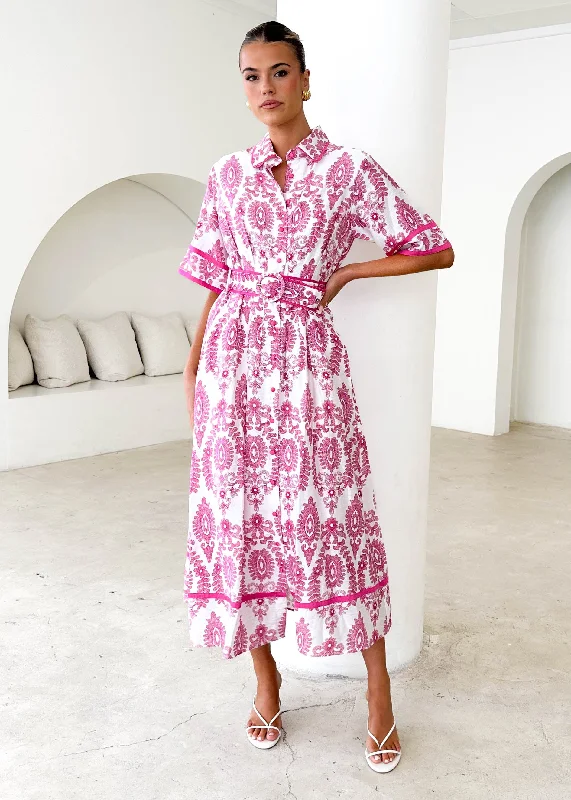 Wrap - Style Women Dress with Adjustable Fit for All Body TypesWrap - Style Women Dress with Adjustable Fit for All Body TypesWonderlight Maxi Dress - Pink Paisley