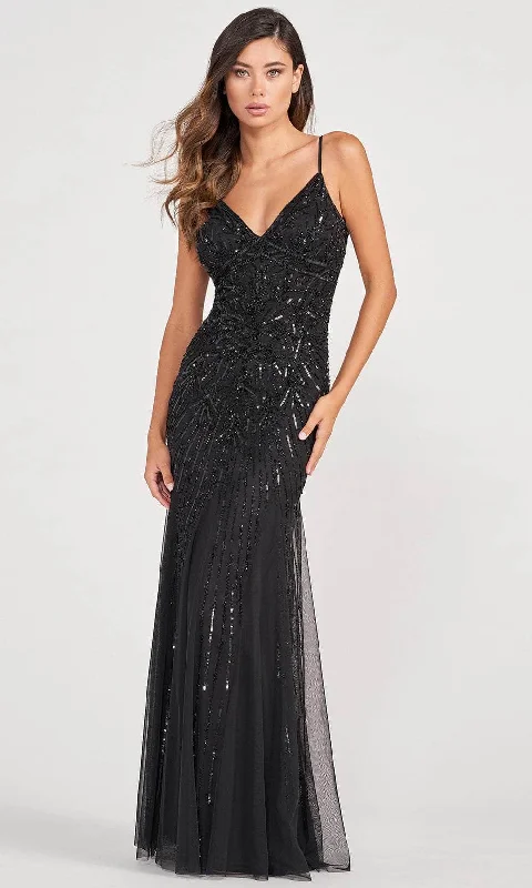 Halter Neck Women Dress to Show Off the Shoulders and NecklineHalter Neck Women Dress to Show Off the Shoulders and NecklineColette for Mon Cheri CL2087 - Bare Back Sequined Evening Gown Halter Neck Women Dress to Show Off the Shoulders and NecklineHalter Neck Women Dress to Show Off the Shoulders and NecklineColette for Mon Cheri CL2087 - Bare Back Sequined Evening Gown