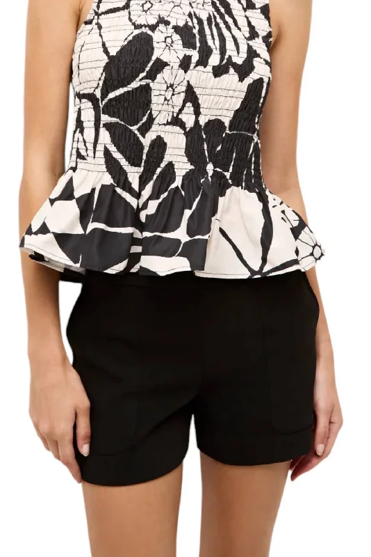 Elastic Waist Women Shorts for Easy Wear and ComfortBanks Short In Black Puffer