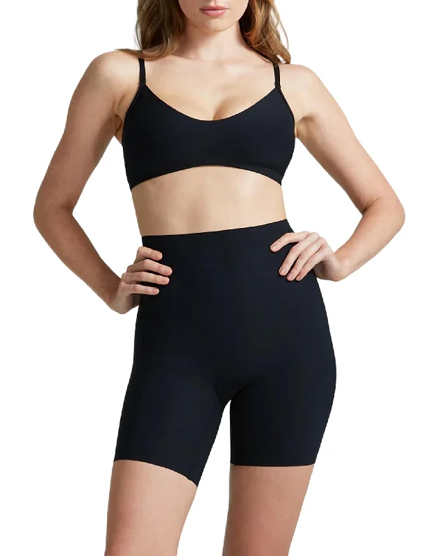 Jeanette Women Shorts with a Soft and Comfortable FeelCotton Control Short In Black