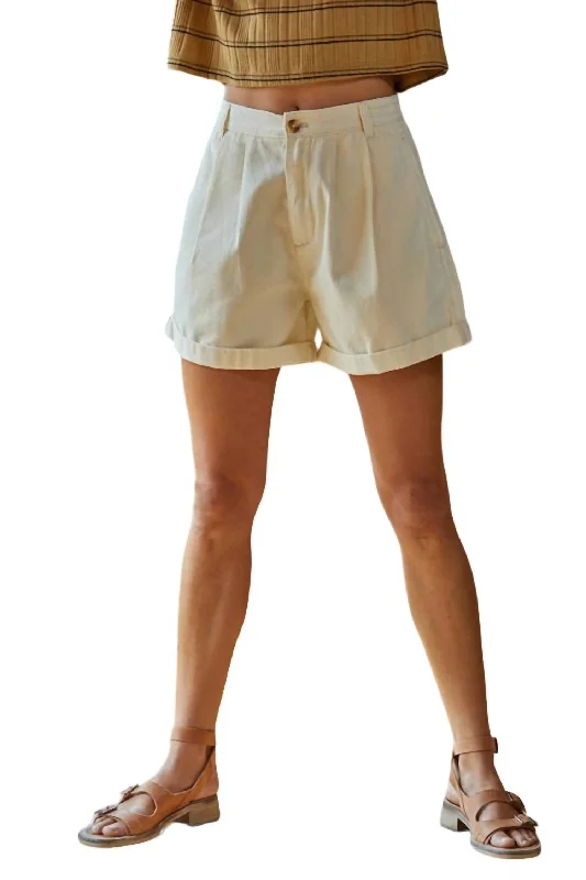 Cargo Women Shorts with Multiple Pockets for FunctionalityHarley Shorts In Cream