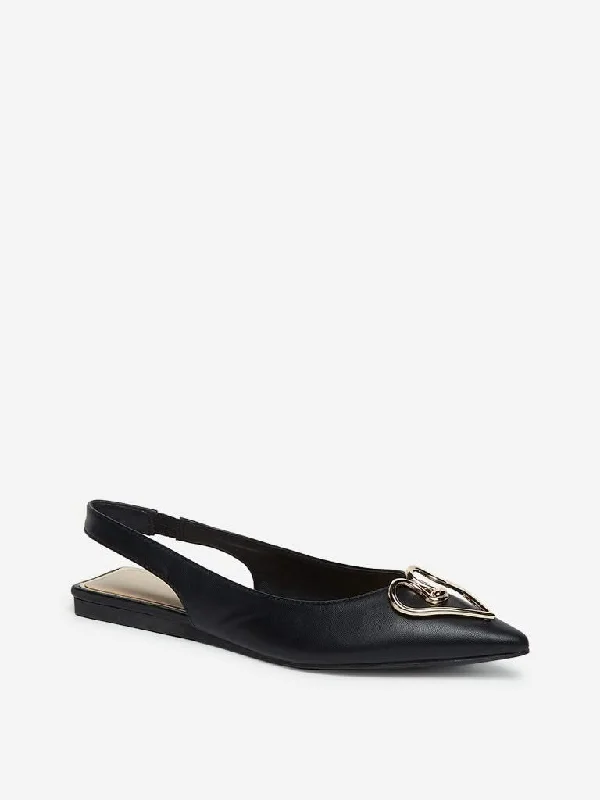 Belted Women Shorts to Enhance the WaistlineLUNA BLU Black Hardware Design Sling-Back Flats Belted Women Shorts to Enhance the WaistlineLUNA BLU Black Hardware Design Sling-Back Flats