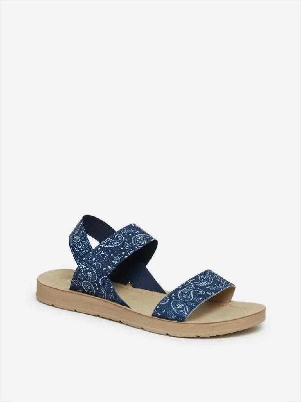 Denim Women Shorts with Distressed Details for a Casual VibeLUNA BLU Blue Floral Print Sandals Denim Women Shorts with Distressed Details for a Casual VibeLUNA BLU Blue Floral Print Sandals