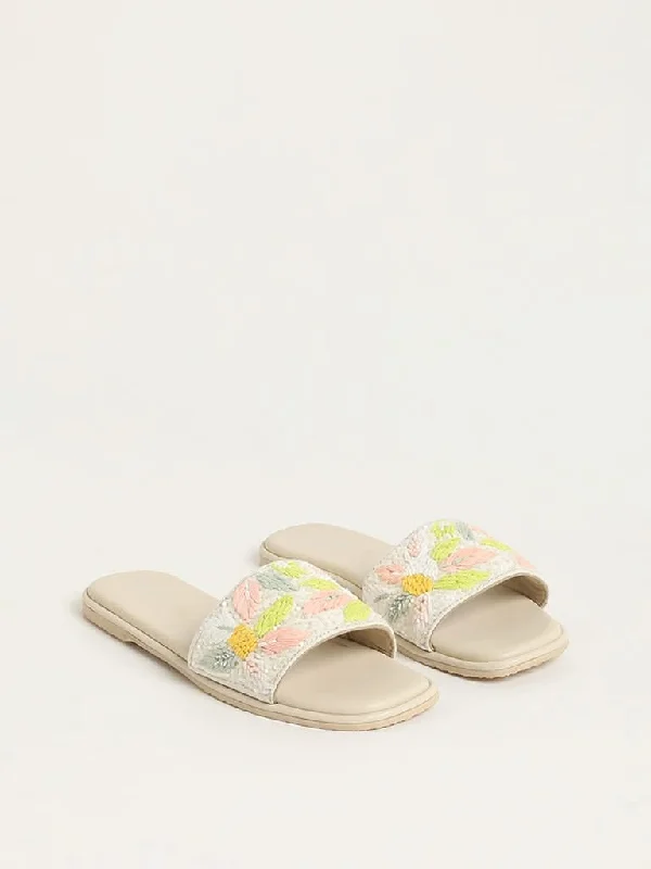 Tie - Waist Women Shorts for a Customizable FitLUNA BLU Ivory Embroidered Sandals