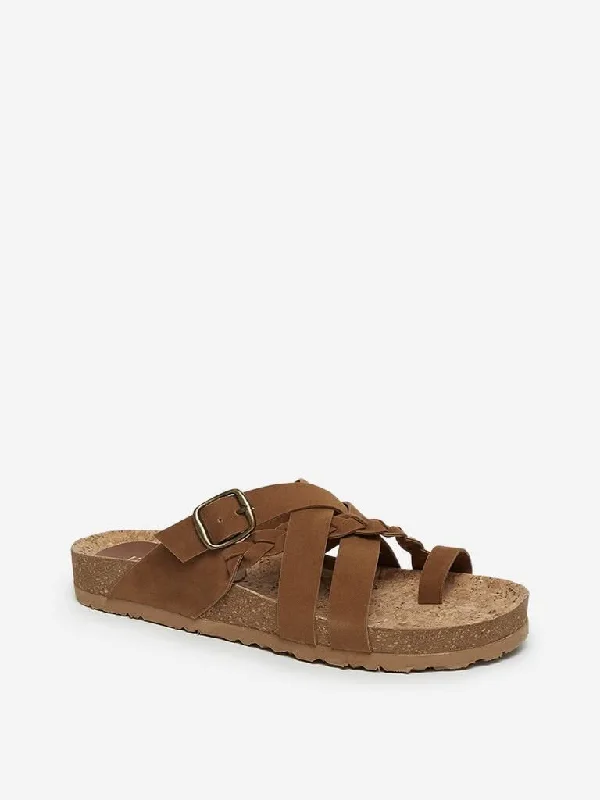 Ruffled Hem Women Shorts to Add a Feminine TouchLUNA BLU Tan Braid Textured Sandals