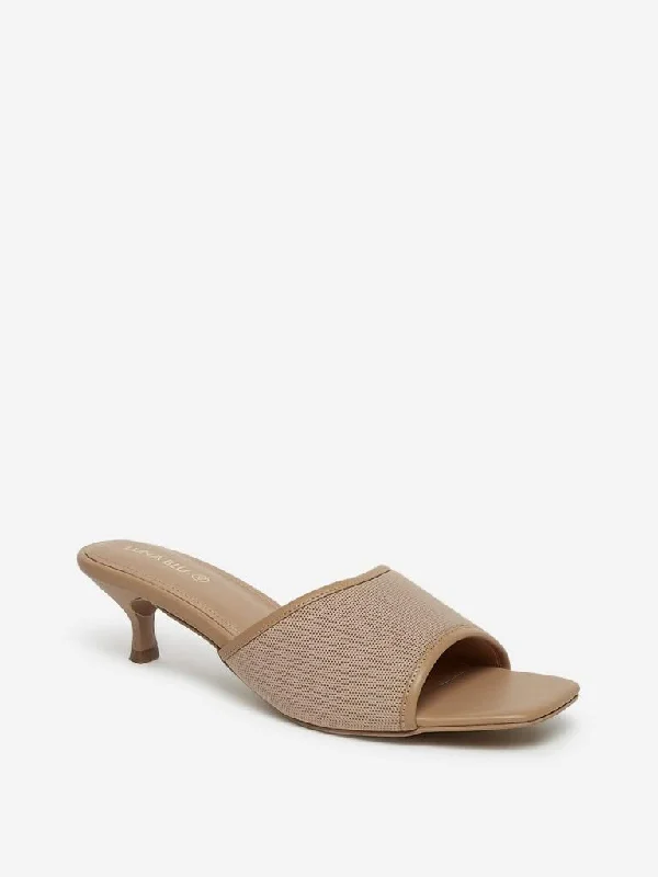 Tie - Waist Women Shorts for a Customizable FitLUNA BLU Tan Kitten Heel Sandals