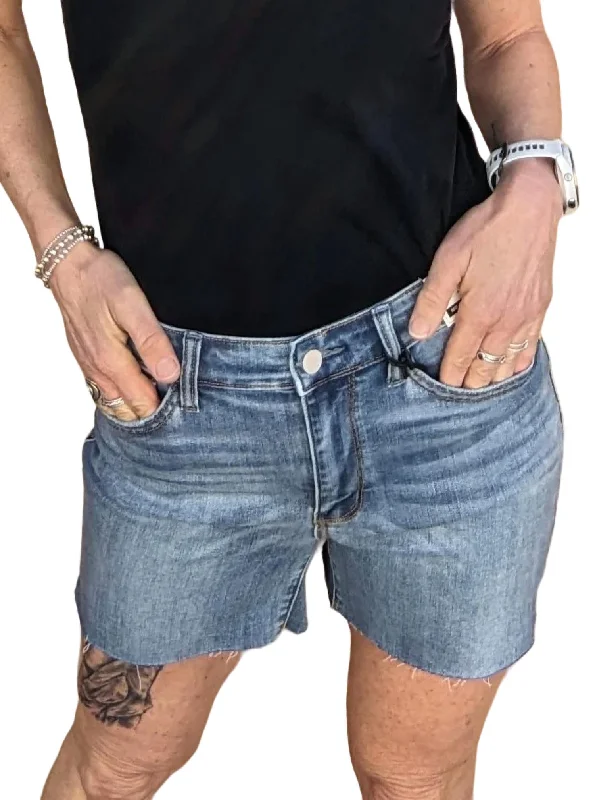 Elastic Waist Women Shorts for Easy Wear and ComfortMid-Rise Cut Off Shorts In Medium Wash Elastic Waist Women Shorts for Easy Wear and ComfortMid-Rise Cut Off Shorts In Medium Wash