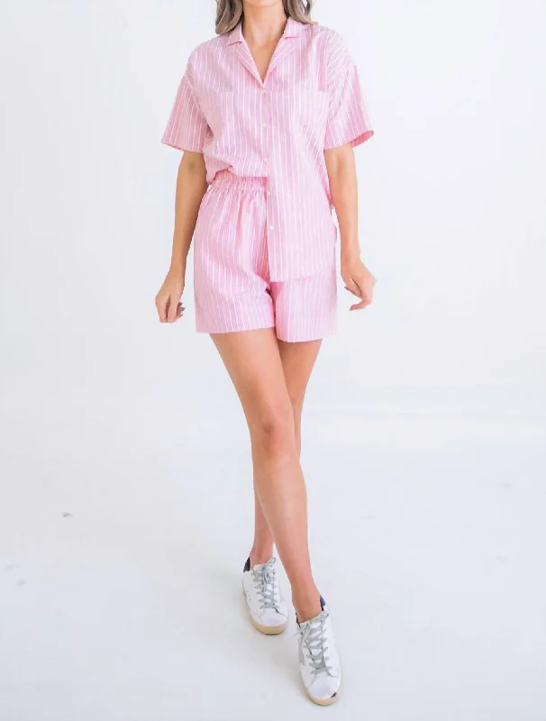 Cuffed Women Shorts for a Laid - Back and Trendy LookStripe Poplin Pocket Short In Pink Cuffed Women Shorts for a Laid - Back and Trendy LookStripe Poplin Pocket Short In Pink