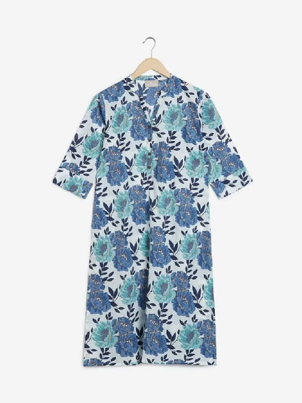 Twill Women Shorts with a Smooth Texture and DurabilityUtsa Indigo Floral Print Straight Kurta Twill Women Shorts with a Smooth Texture and DurabilityUtsa Indigo Floral Print Straight Kurta
