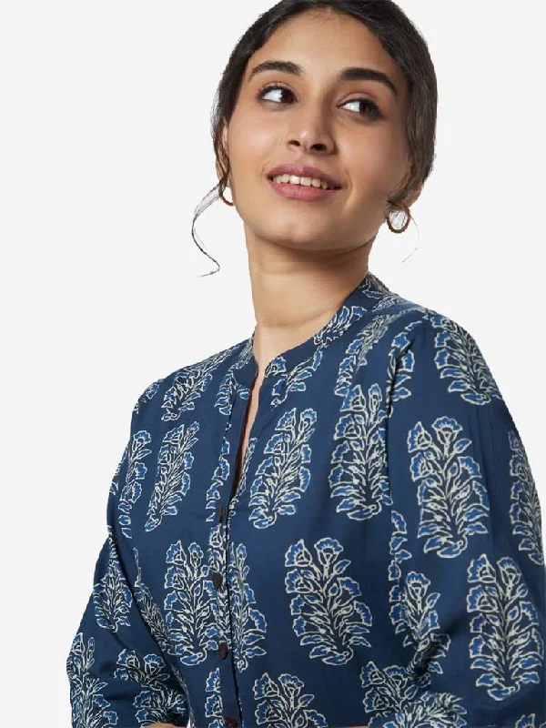 High - Waisted Women Shorts for a Retro and Flattering LookUtsa Indigo Straight Floral Design Kurta High - Waisted Women Shorts for a Retro and Flattering LookUtsa Indigo Straight Floral Design Kurta
