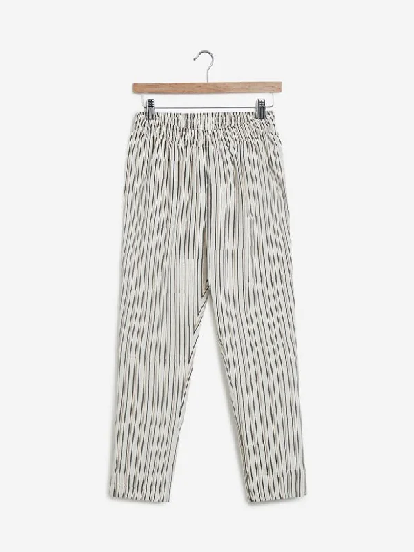 Stretchable Women Shorts for Maximum MobilityUtsa Off White Striped Ethnic Pants